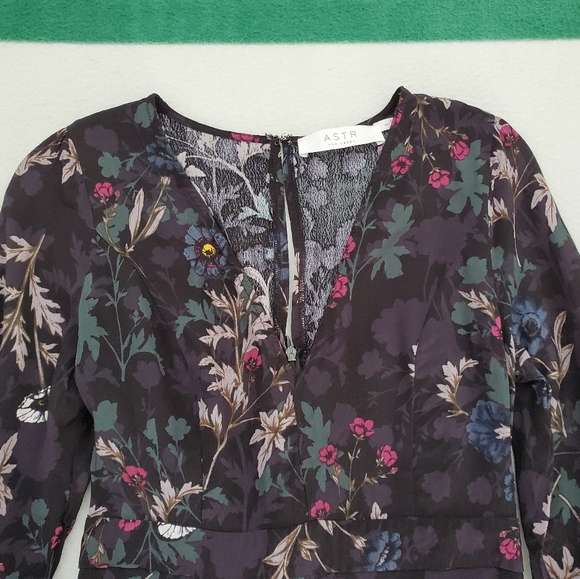 ASTR The Label Floral Swing Long Sleeve Mini Dress Small Fairy Goth - Picture 6 of 11